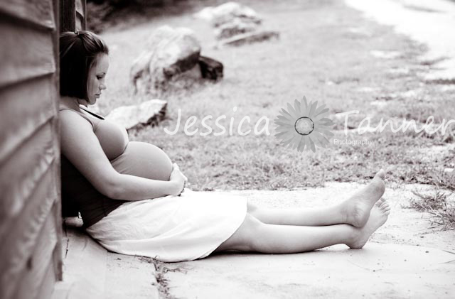 pregnancy portrait photography