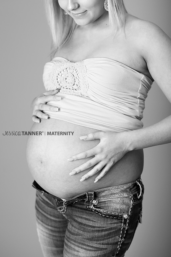 maternity photography in Lilburn GA