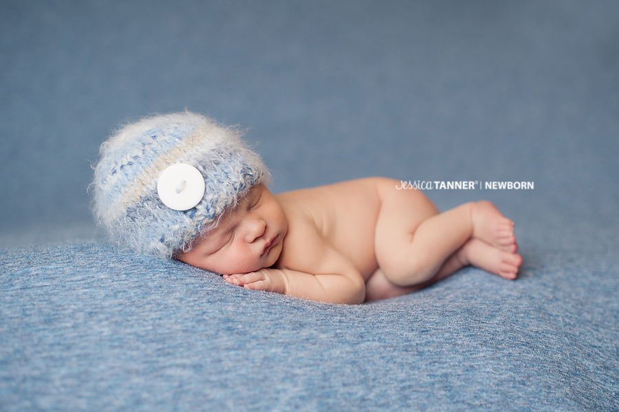 newborn photographer in alpharetta ga