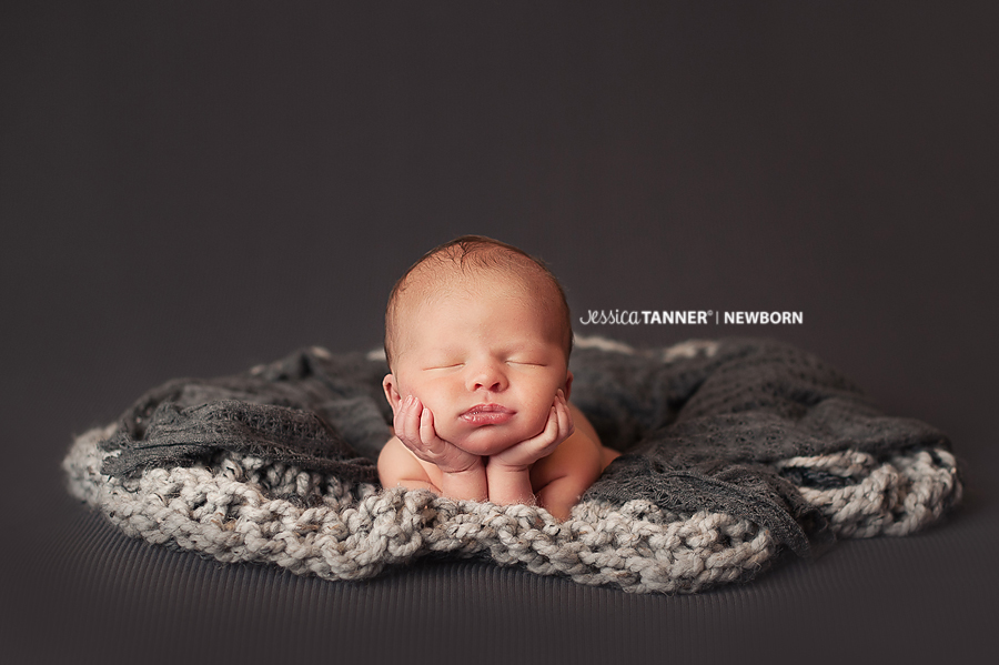 newborn photographer in alpharetta ga