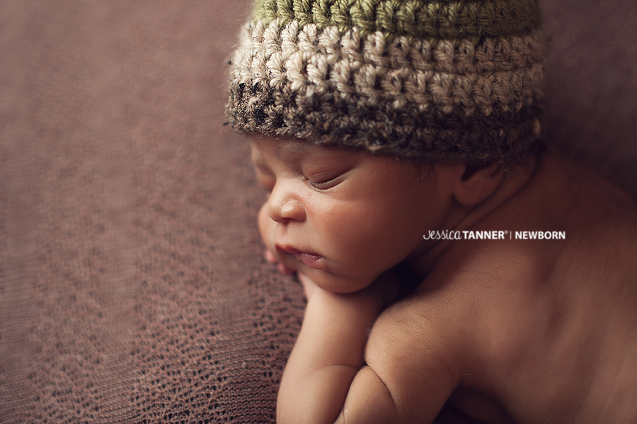 Gwinnett newborn photographer