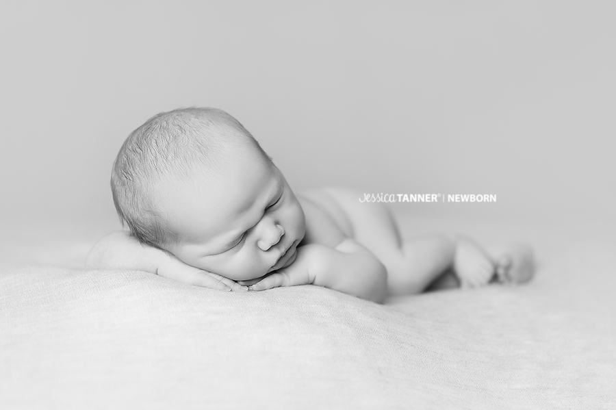 Newborn Photographer in Lilburn, Ga