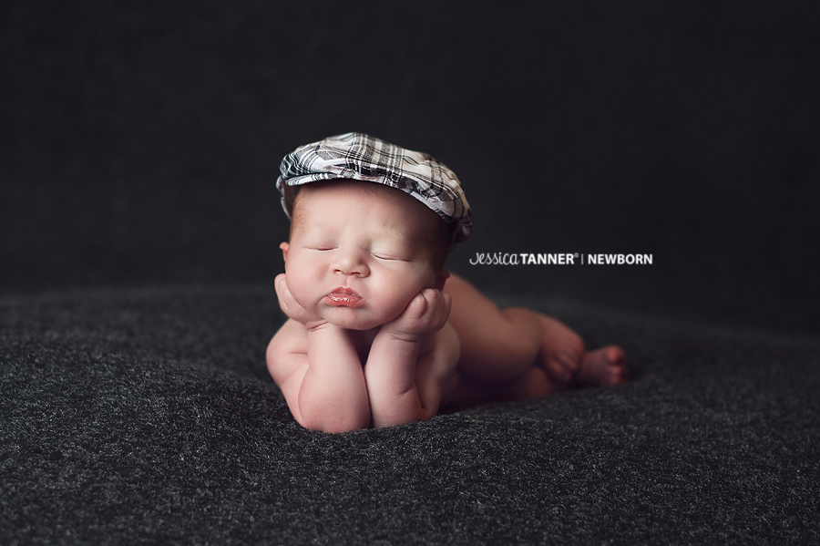 newborn photographer in marietta ga